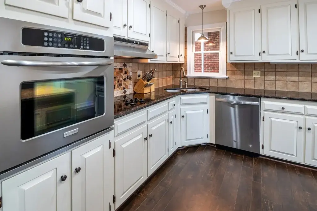 Spacious Kitchen Interior